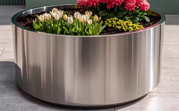 Fully Customizable Metal Planters | Custom Landscaping, Endless Aesthetic Possibilities for Your Space